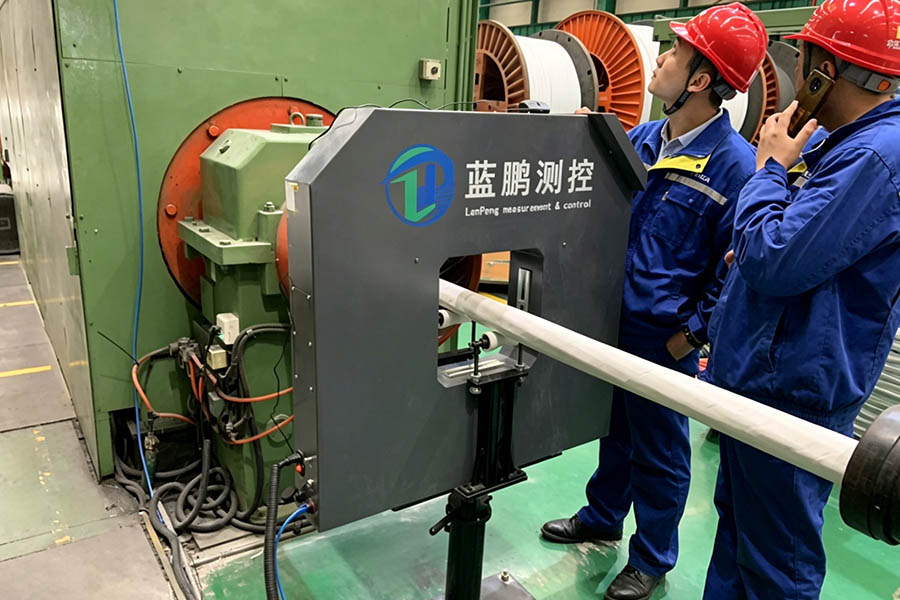 2雙軸測徑儀.jpg